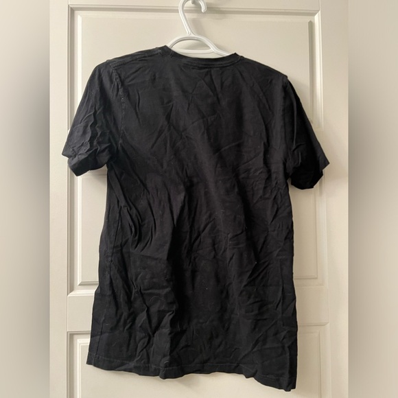 Kiwetin Clothing T Shirt - Picture 2 of 3